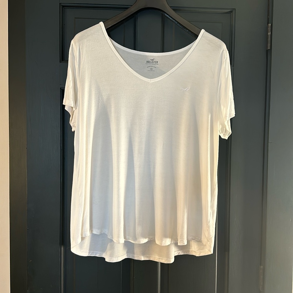 Hollister V-neck t-shirt white size XXL